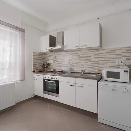 Apartamento Dózsa Apartman Siófok